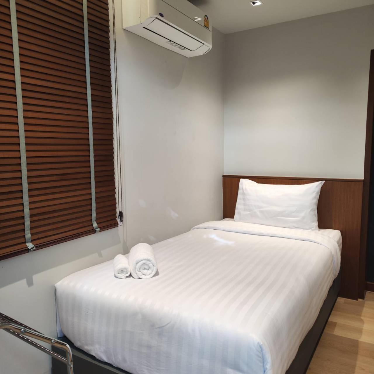 Rooms At Number60 Khaosan Bangkok Kültér fotó