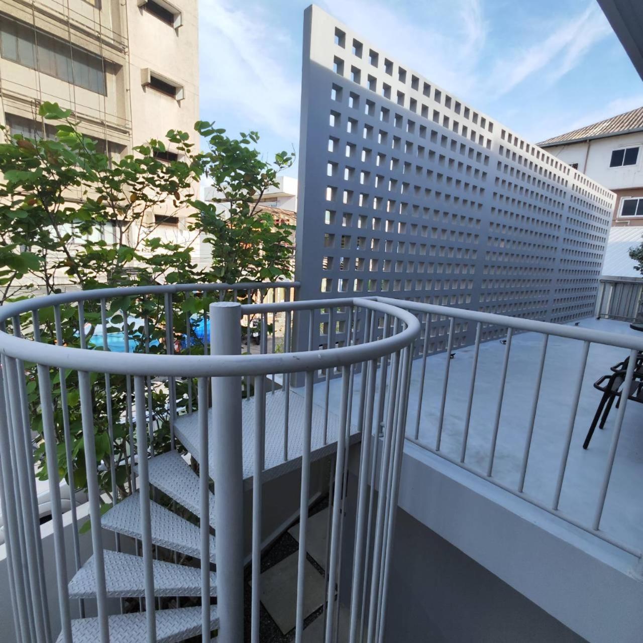 Rooms At Number60 Khaosan Bangkok Kültér fotó